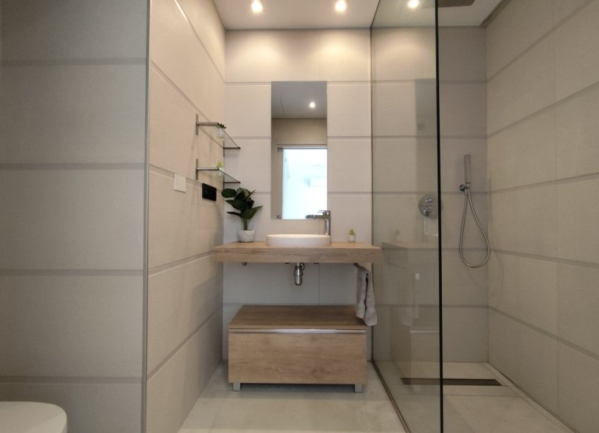 Reventa - Apartamento / Dúplex - El Raso