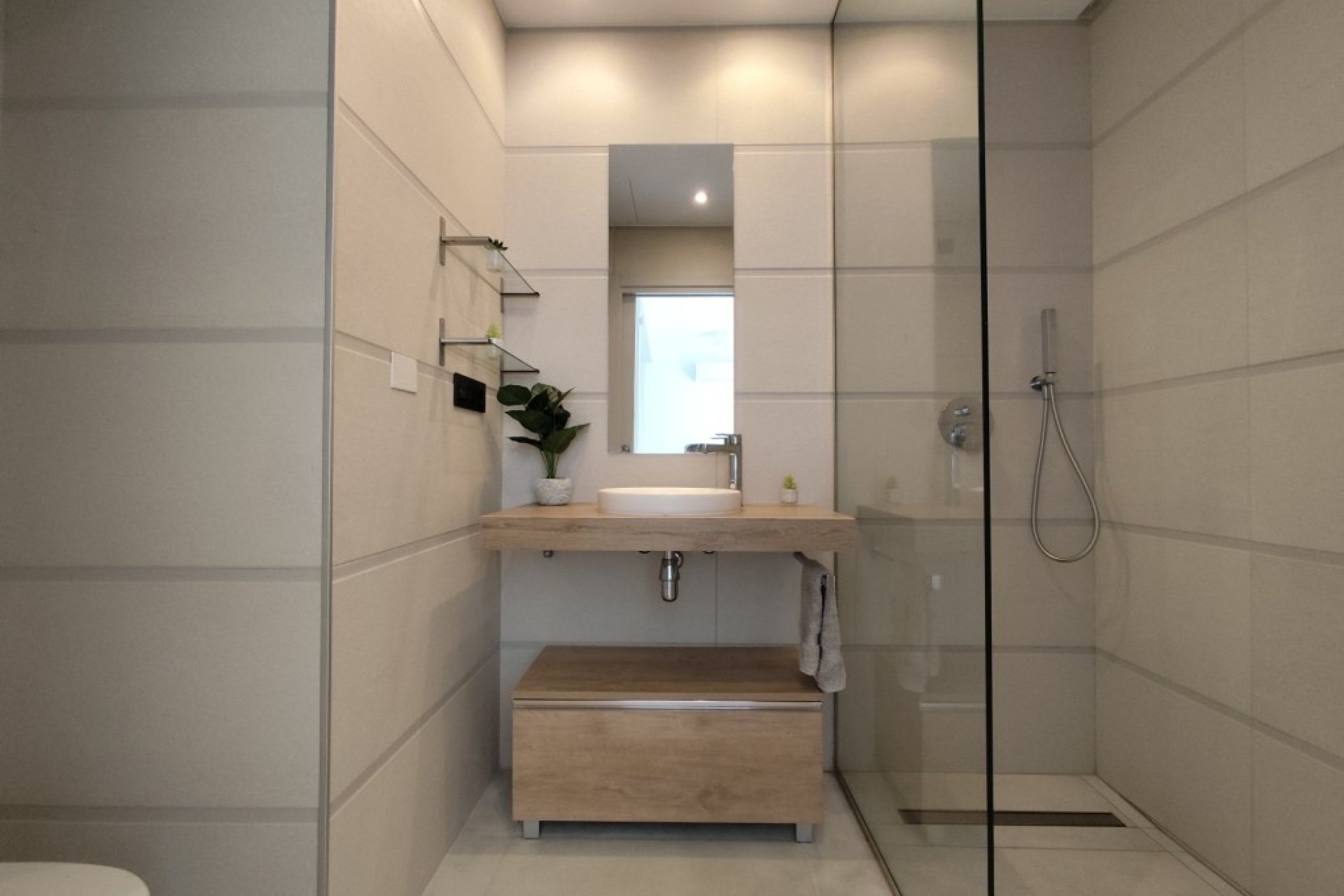 Reventa - Apartamento / Dúplex - El Raso