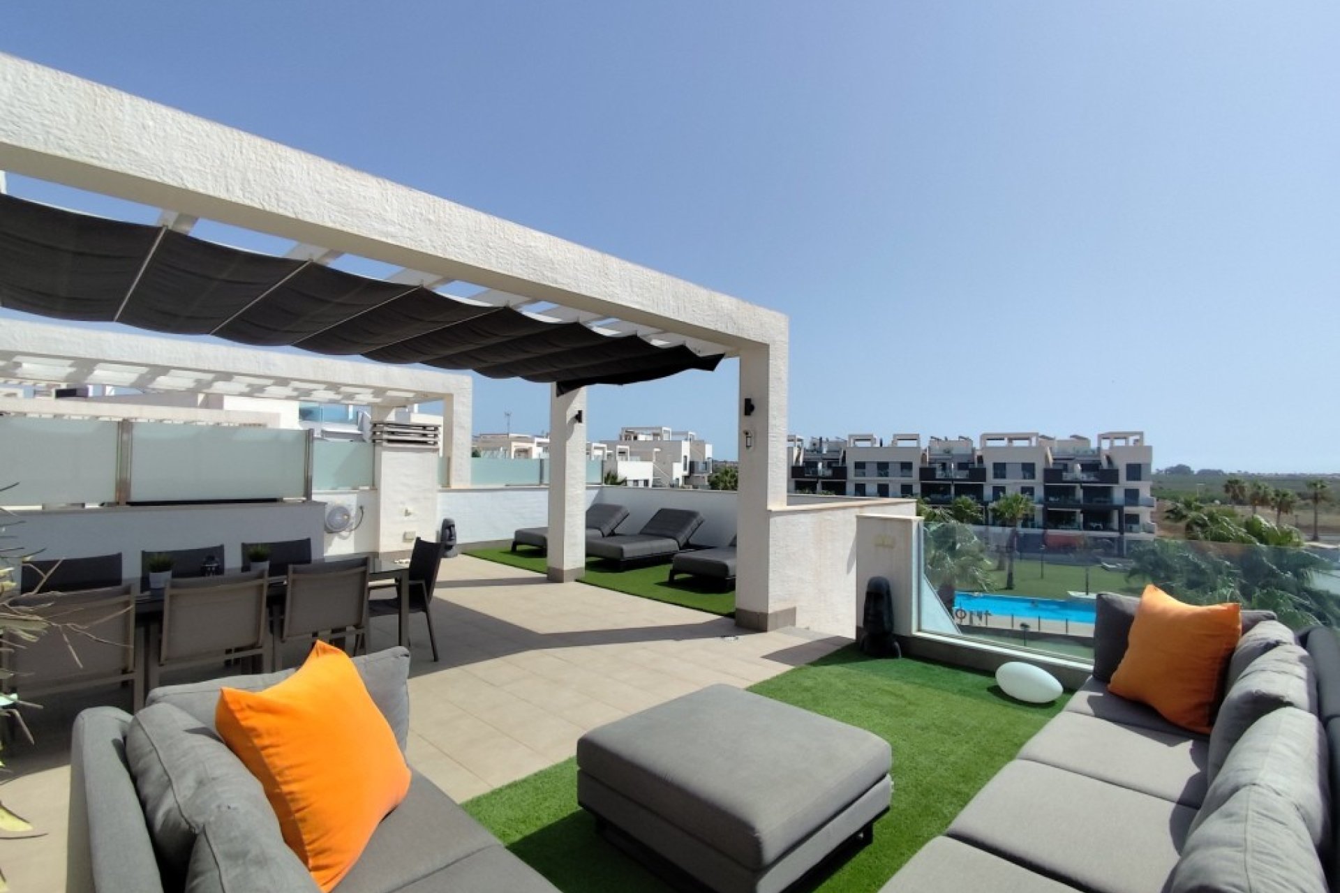 Reventa - Apartamento / Dúplex - El Raso