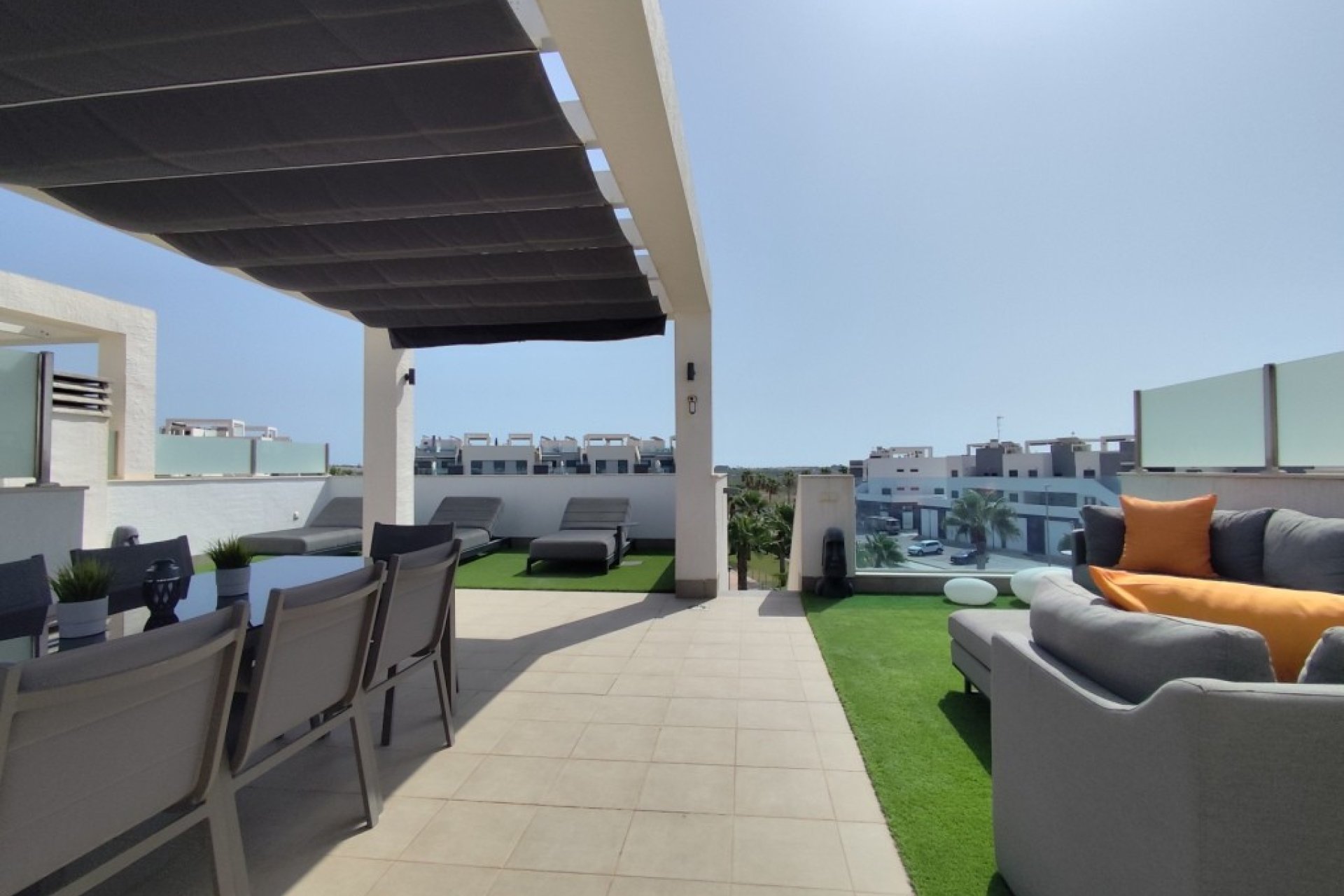 Reventa - Apartamento / Dúplex - El Raso