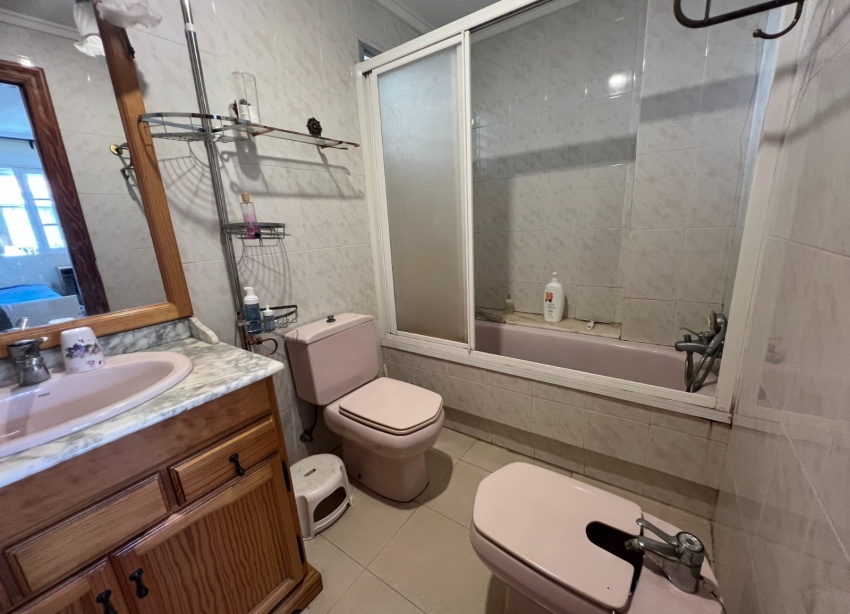 Reventa - Apartamento / Dúplex - Guardamar del Segura - Avenida los pinos