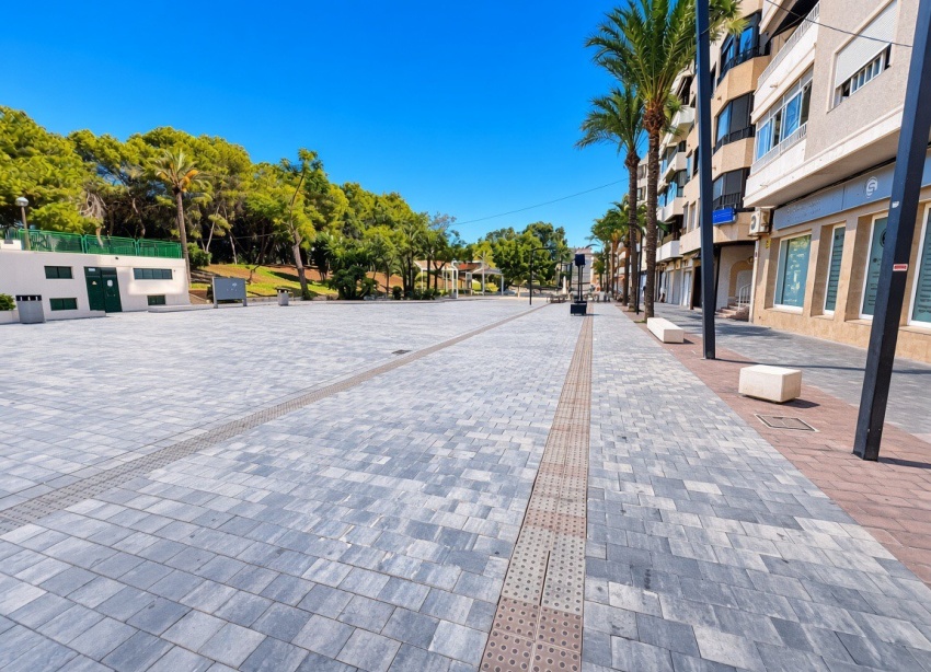 Reventa - Apartamento / Dúplex - Guardamar del Segura - Avenida los pinos