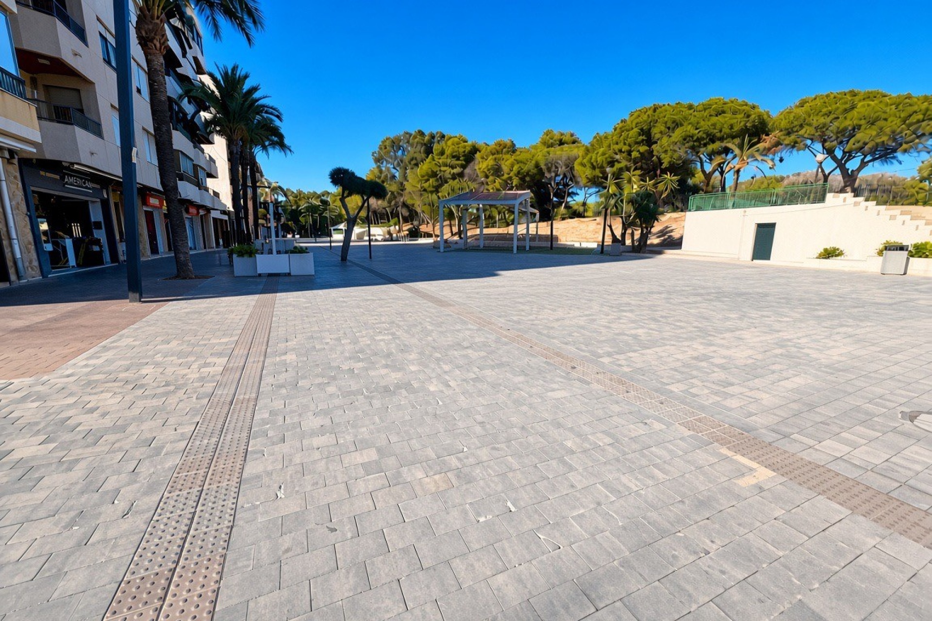 Reventa - Apartamento / Dúplex - Guardamar del Segura - Avenida los pinos