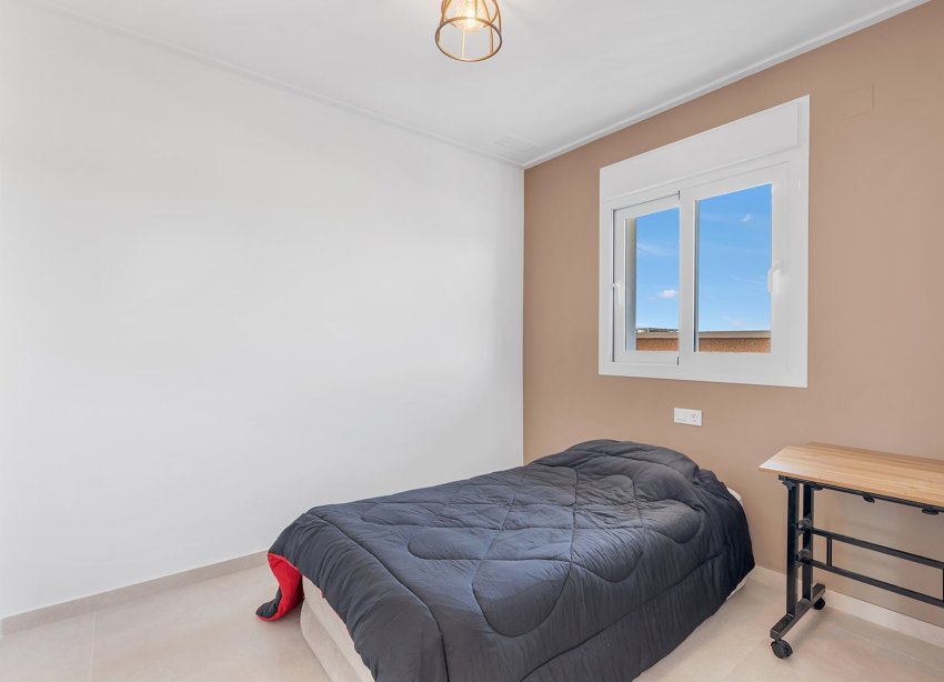 Reventa - Apartamento / Dúplex - Guardamar del Segura - El Raso