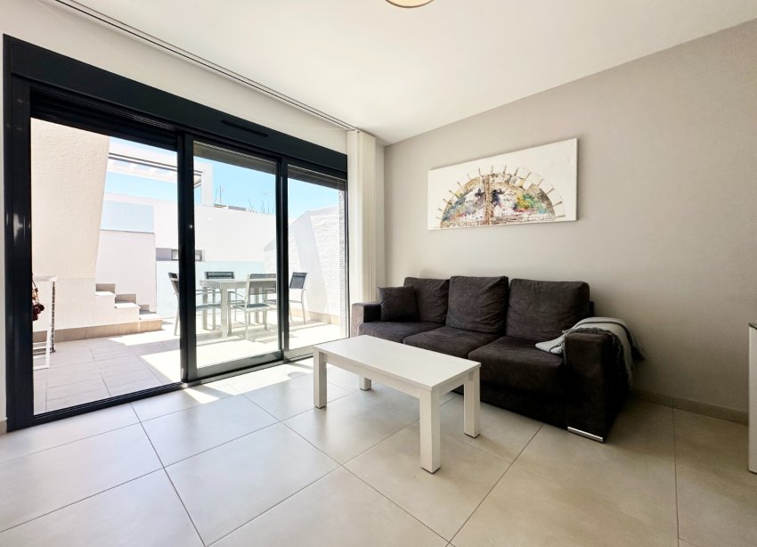 Reventa - Apartamento / Dúplex - Guardamar del Segura - El Raso