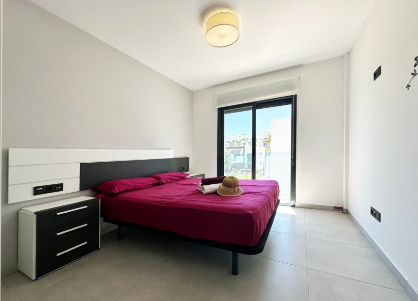 Reventa - Apartamento / Dúplex - Guardamar del Segura - El Raso