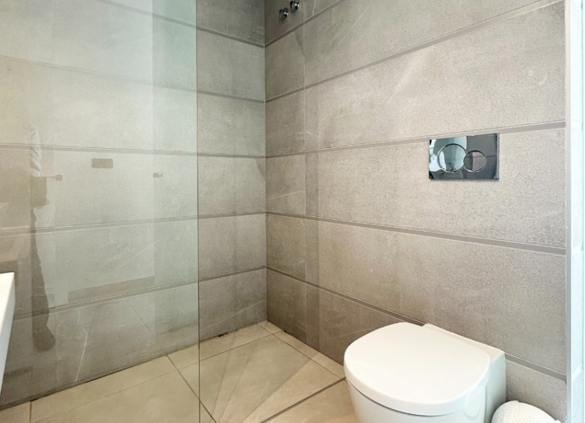 Reventa - Apartamento / Dúplex - Guardamar del Segura - El Raso