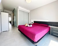 Reventa - Apartamento / Dúplex - Guardamar del Segura - El Raso