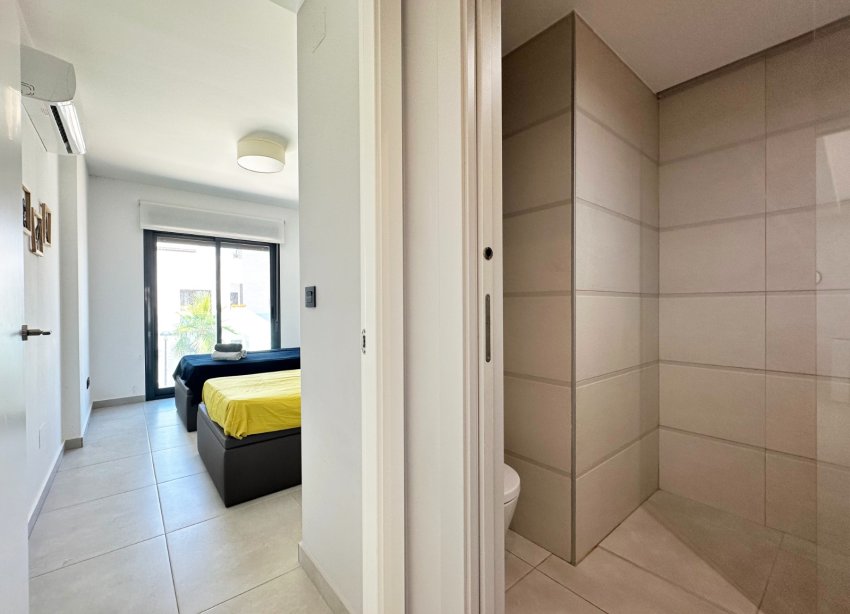 Reventa - Apartamento / Dúplex - Guardamar del Segura - El Raso