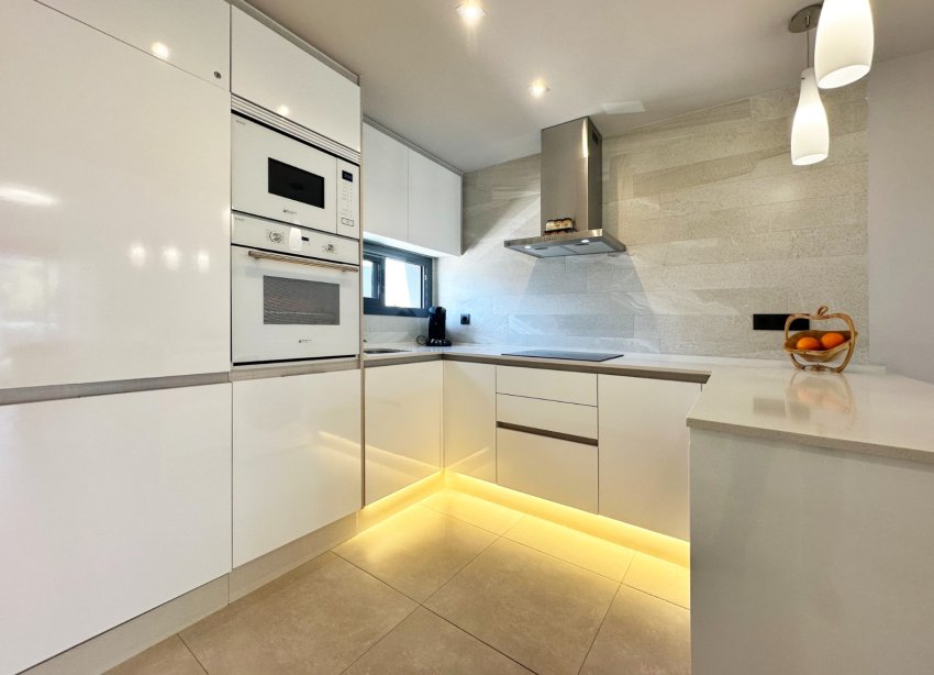 Reventa - Apartamento / Dúplex - Guardamar del Segura - El Raso
