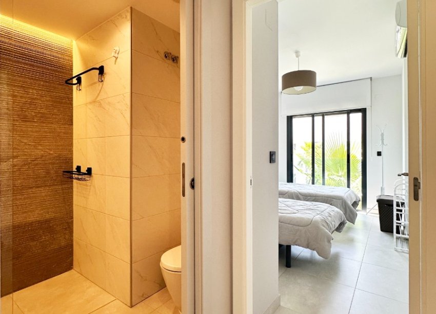 Reventa - Apartamento / Dúplex - Guardamar del Segura - El Raso