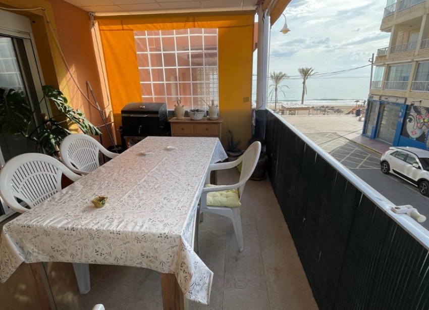 Reventa - Apartamento / Dúplex - Guardamar del Segura - Guardamar Playa
