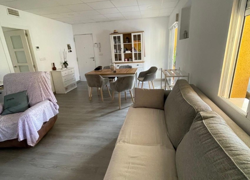 Reventa - Apartamento / Dúplex - Guardamar del Segura - Guardamar Playa