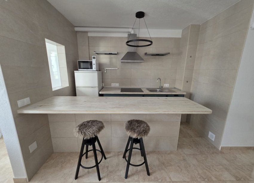 Reventa - Apartamento / Dúplex - La Mata - Playa