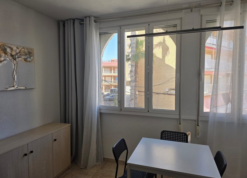 Reventa - Apartamento / Dúplex - La Mata - Playa