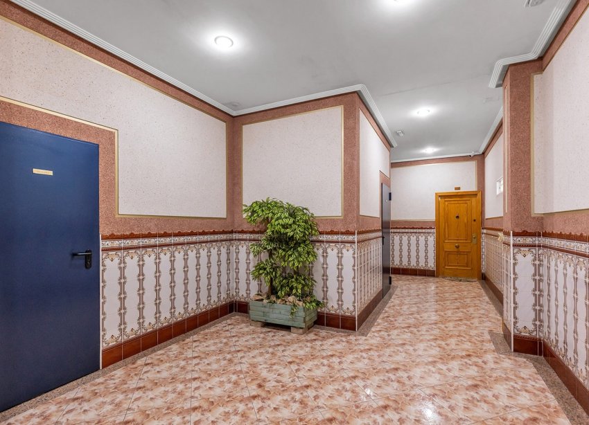 Reventa - Apartamento / Dúplex - La Mata - Playa