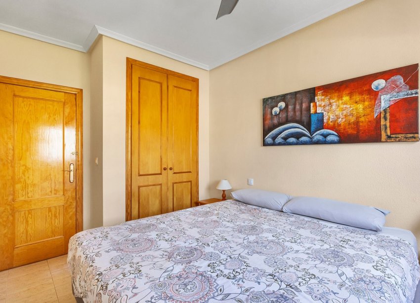 Reventa - Apartamento / Dúplex - La Mata - Playa