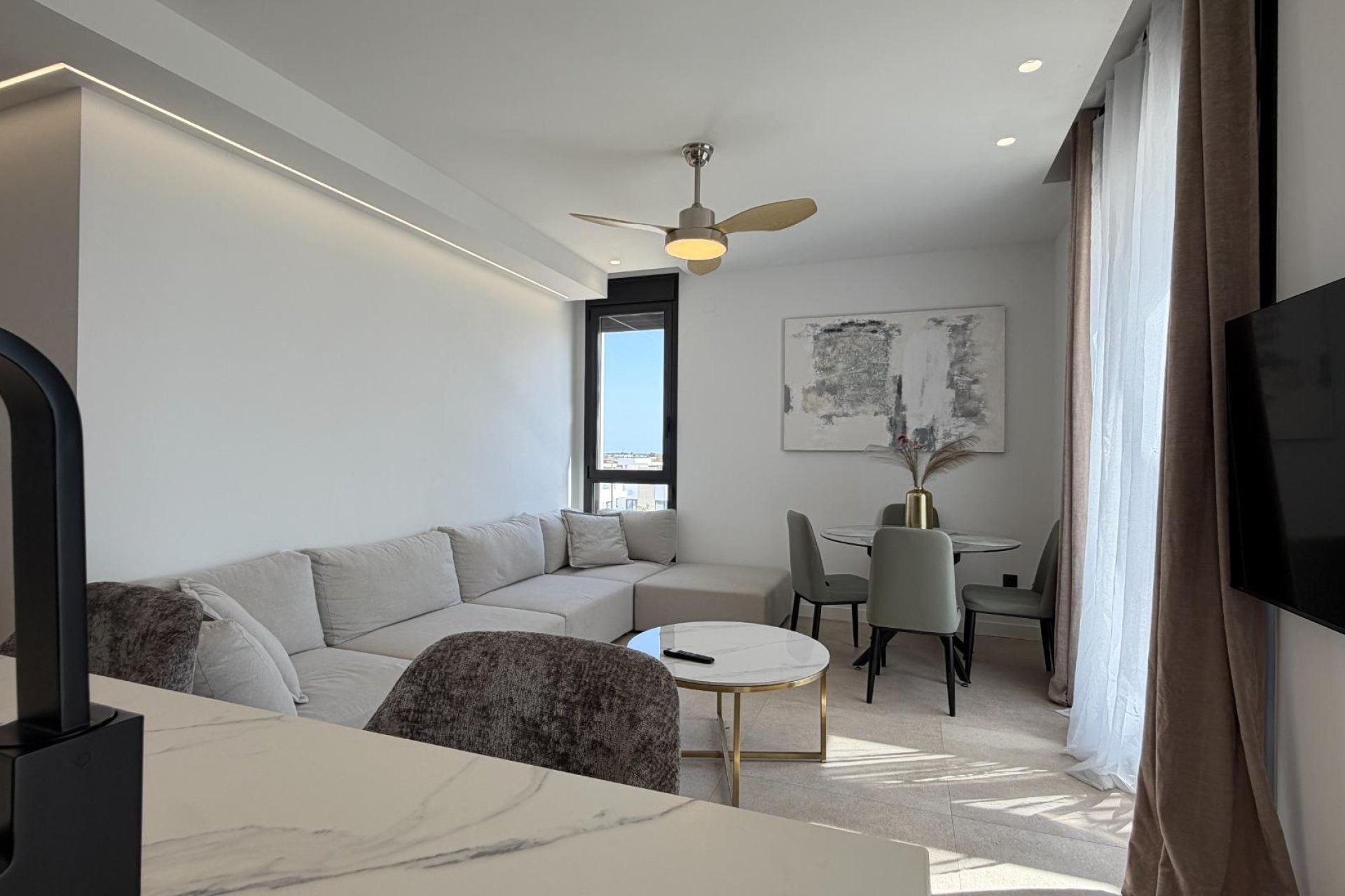 Reventa - Apartamento / Dúplex - Los Alcazares - Dolores De Pacheco