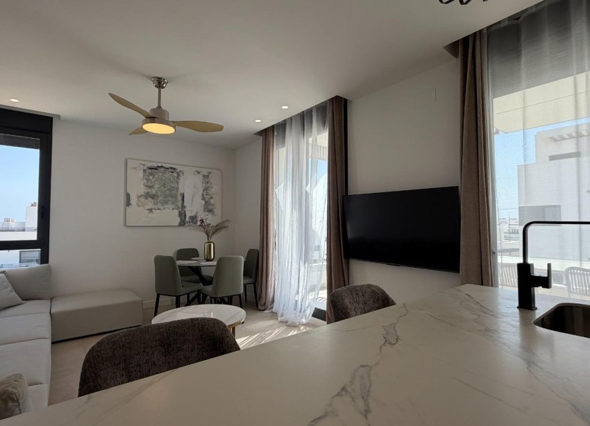 Reventa - Apartamento / Dúplex - Los Alcazares - Dolores De Pacheco