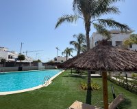 Reventa - Apartamento / Dúplex - Los Alcazares - Dolores De Pacheco