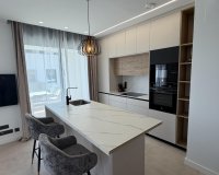 Reventa - Apartamento / Dúplex - Los Alcazares - Dolores De Pacheco