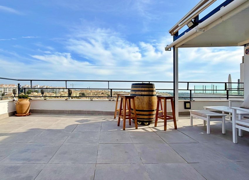 Reventa - Apartamento / Dúplex - Orihuela Costa - Campoamor