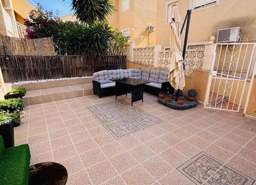 Reventa - Apartamento / Dúplex - Orihuela Costa - El Galán