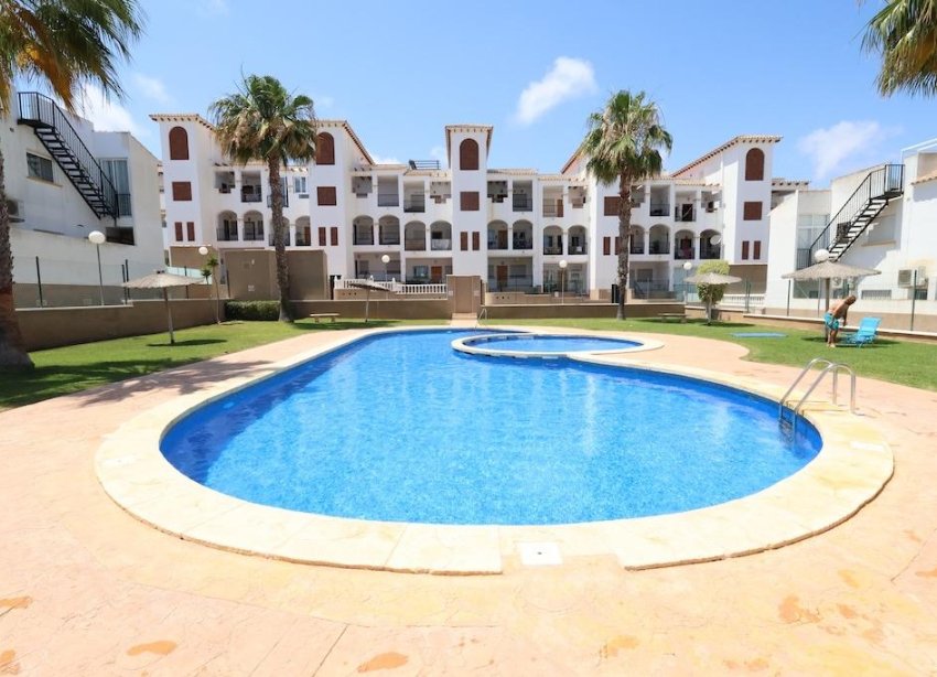 Reventa - Apartamento / Dúplex - Orihuela Costa - La Ciñuelica