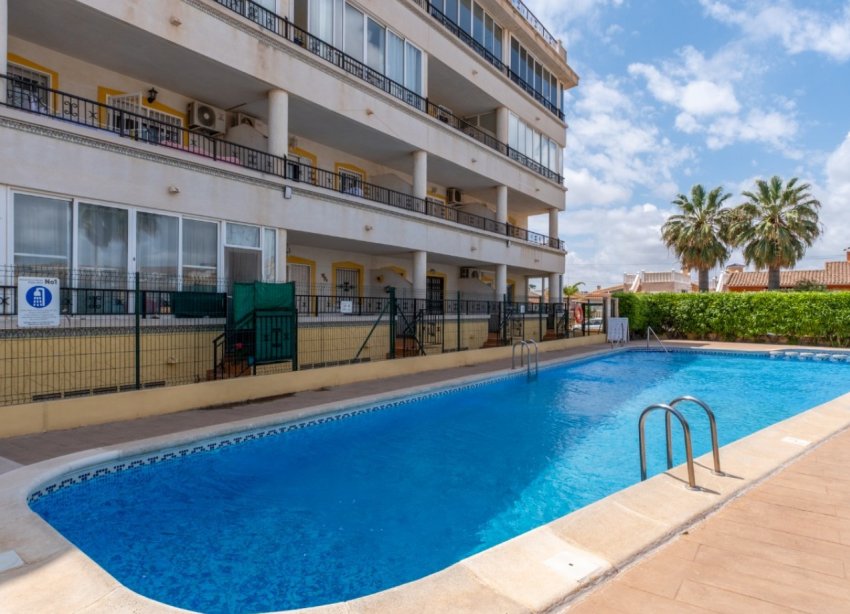 Reventa - Apartamento / Dúplex - Orihuela Costa - La Florida