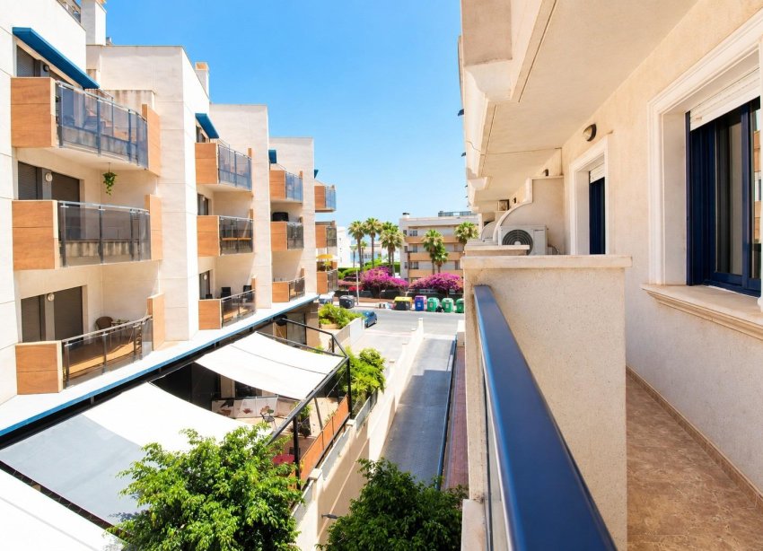 Reventa - Apartamento / Dúplex - Orihuela Costa - La Regia