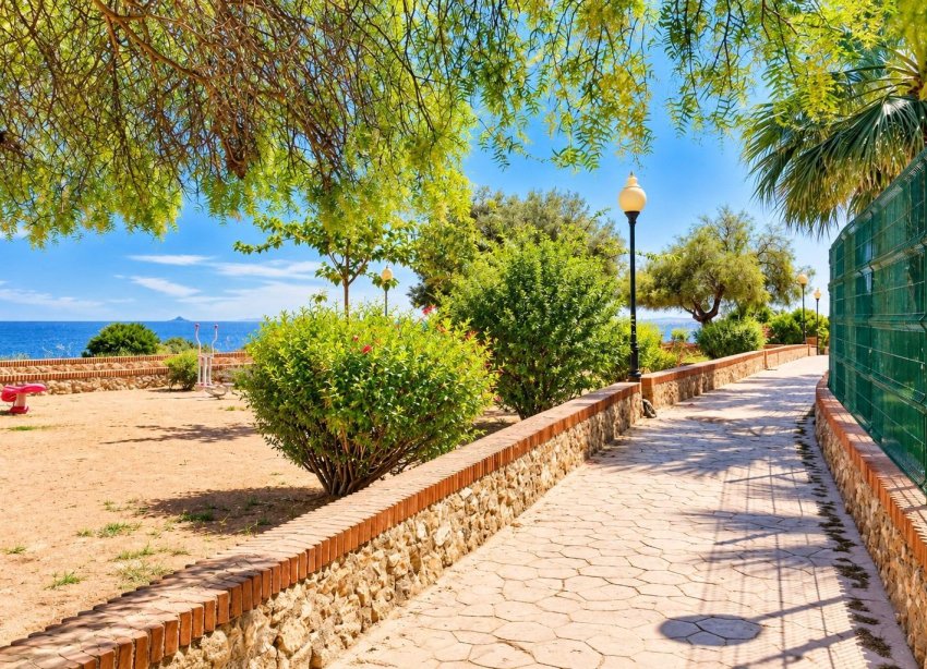 Reventa - Apartamento / Dúplex - Orihuela Costa - La Regia