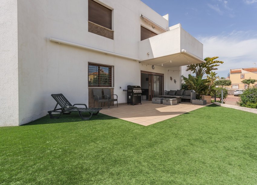 Reventa - Apartamento / Dúplex - Orihuela Costa - La Zenia