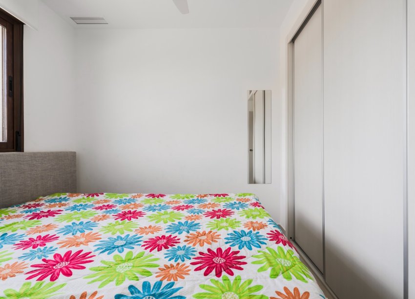 Reventa - Apartamento / Dúplex - Orihuela Costa - La Zenia