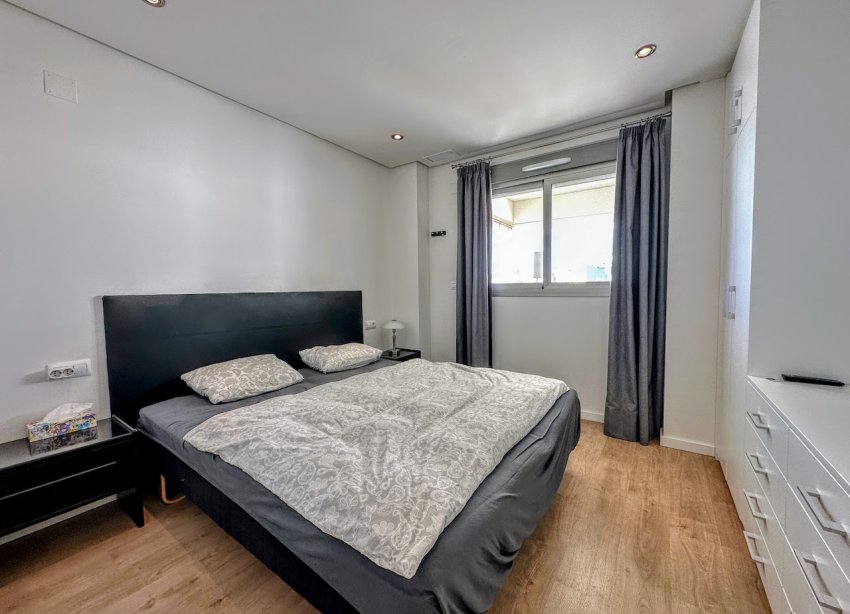 Reventa - Apartamento / Dúplex - Orihuela Costa - La Zenia