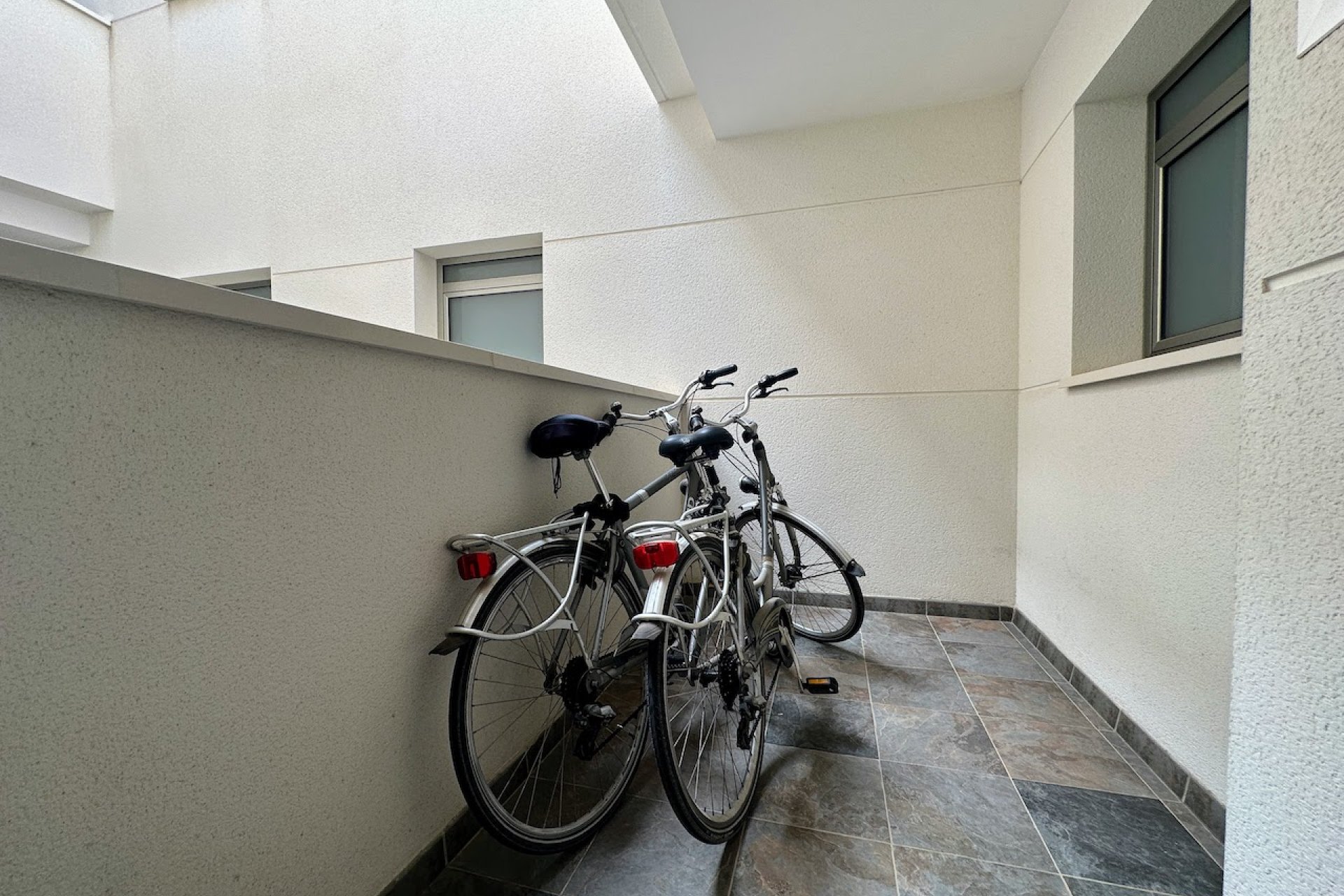 Reventa - Apartamento / Dúplex - Orihuela Costa - La Zenia
