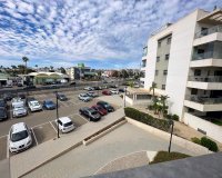 Reventa - Apartamento / Dúplex - Orihuela Costa - La Zenia