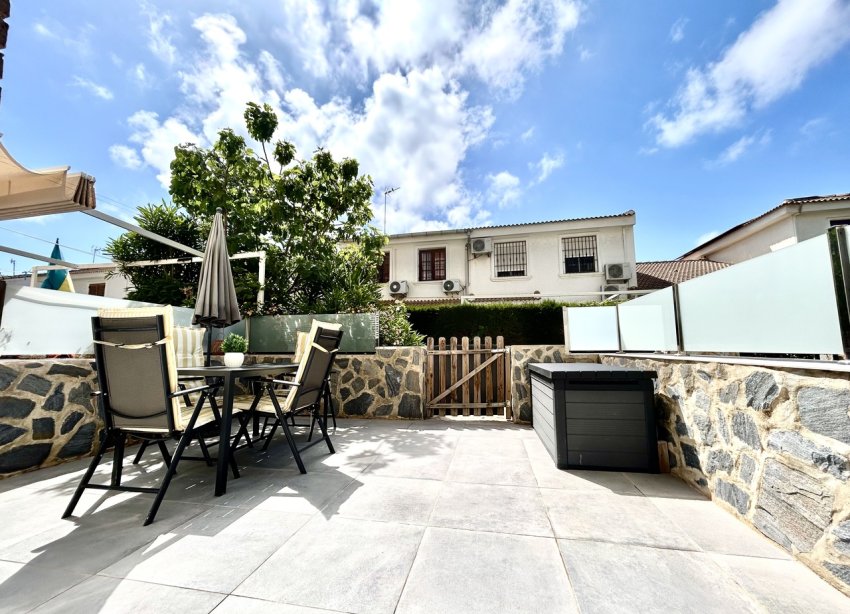 Reventa - Apartamento / Dúplex - Orihuela Costa - La Zenia