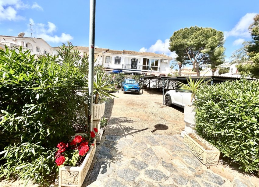 Reventa - Apartamento / Dúplex - Orihuela Costa - La Zenia