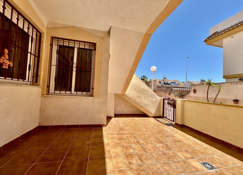 Reventa - Apartamento / Dúplex - Orihuela Costa - La Zenia