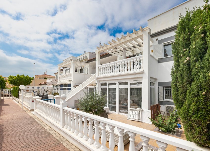 Reventa - Apartamento / Dúplex - Orihuela Costa - La Zenia