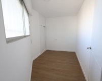 Reventa - Apartamento / Dúplex - Orihuela Costa - La Zenia