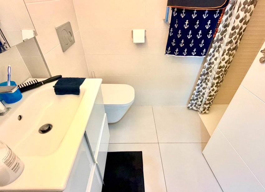 Reventa - Apartamento / Dúplex - Orihuela Costa - La Zenia