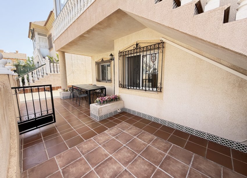 Reventa - Apartamento / Dúplex - Orihuela Costa - La Zenia