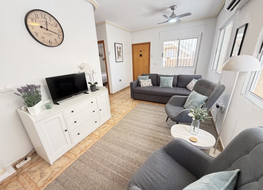 Reventa - Apartamento / Dúplex - Orihuela Costa - La Zenia