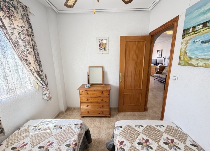 Reventa - Apartamento / Dúplex - Orihuela Costa - La Zenia