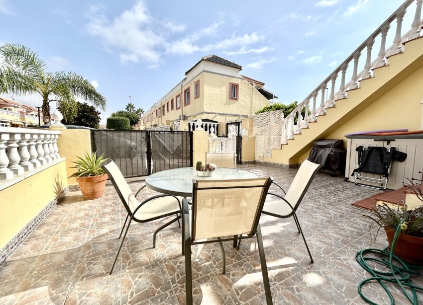 Reventa - Apartamento / Dúplex - Orihuela Costa - La Zenia