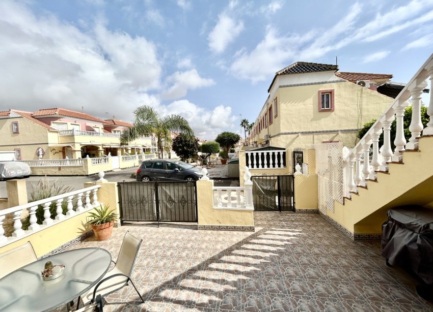 Reventa - Apartamento / Dúplex - Orihuela Costa - La Zenia