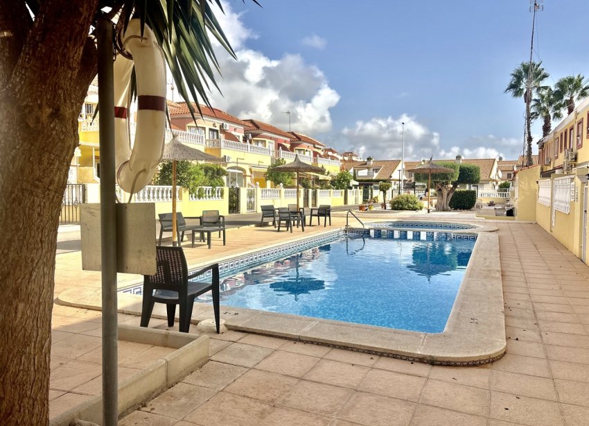 Reventa - Apartamento / Dúplex - Orihuela Costa - La Zenia