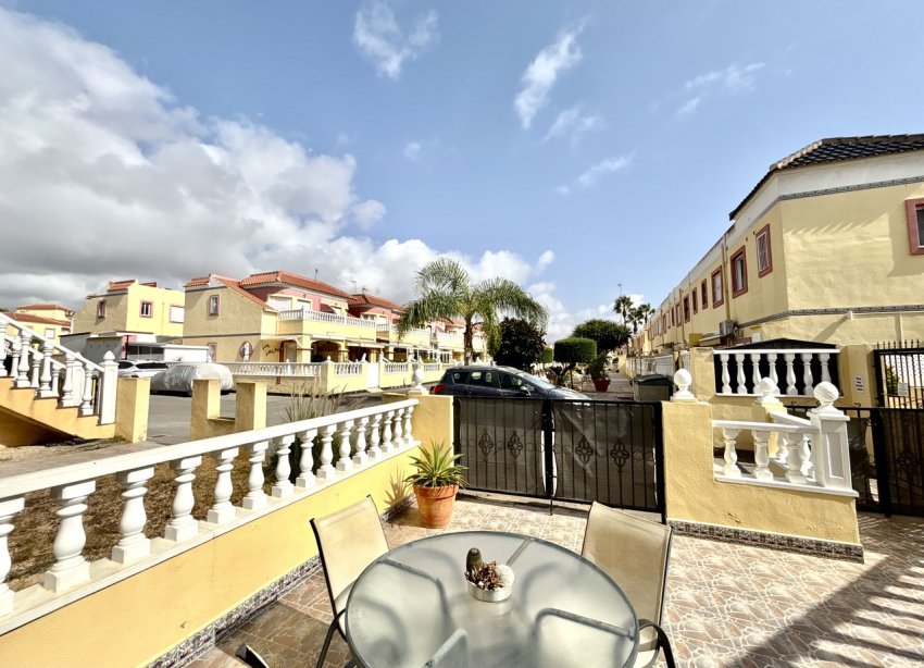 Reventa - Apartamento / Dúplex - Orihuela Costa - La Zenia