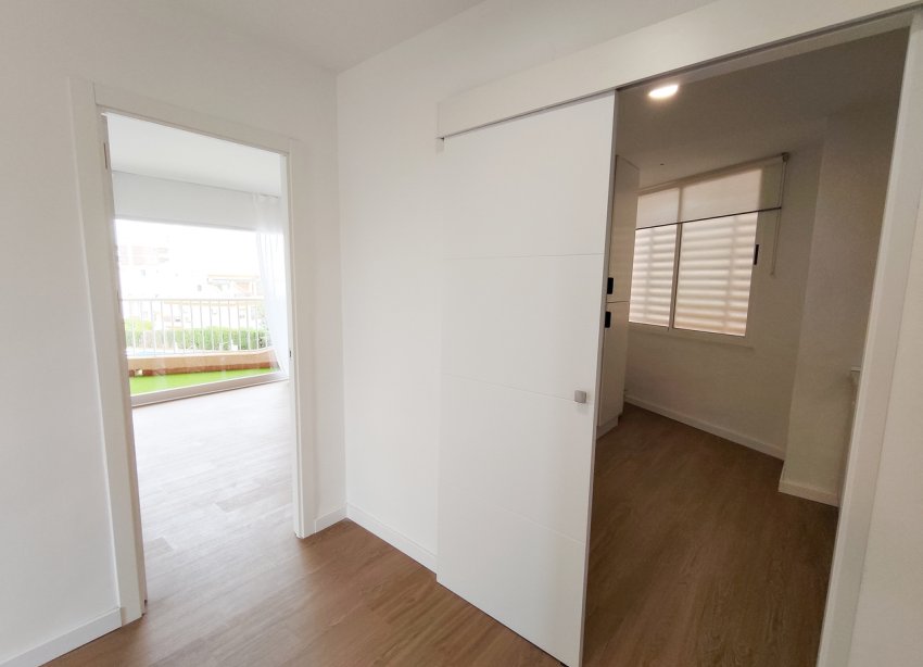 Reventa - Apartamento / Dúplex - Orihuela Costa - La Zenia